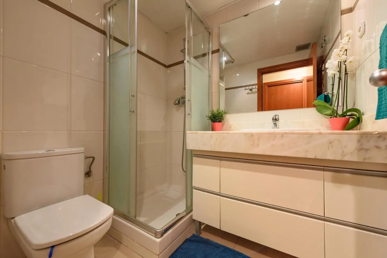 Апартаменты Ramblasrentals Stylish Bright 3Br New Catalan Flat 10M Ramblas - Parking - Wifi Барселона Испания