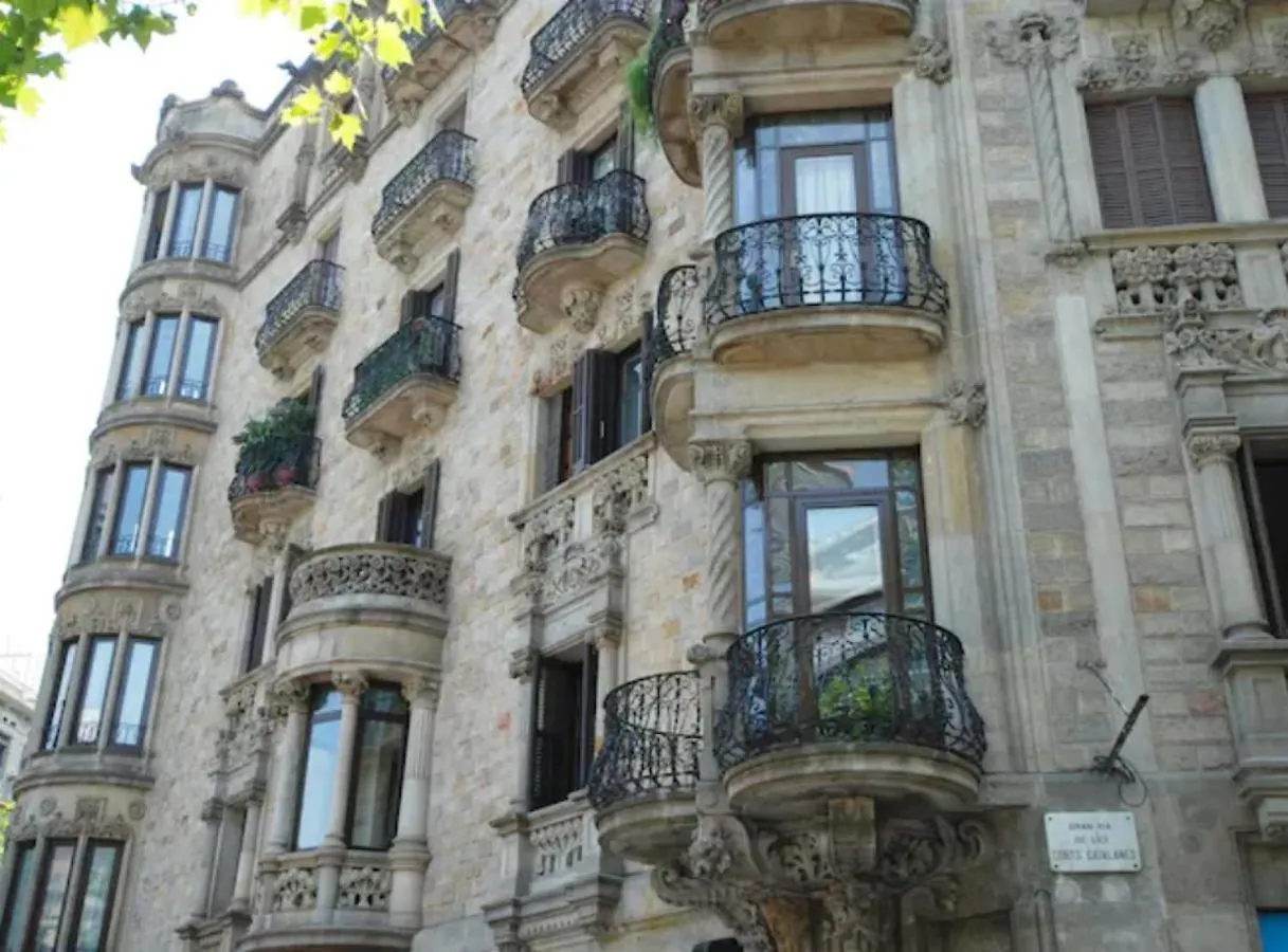 Ramblasrentals Stylish Bright 3Br New Catalan Flat 10M Ramblas - Parking - Wifi Барселона Апартаменты