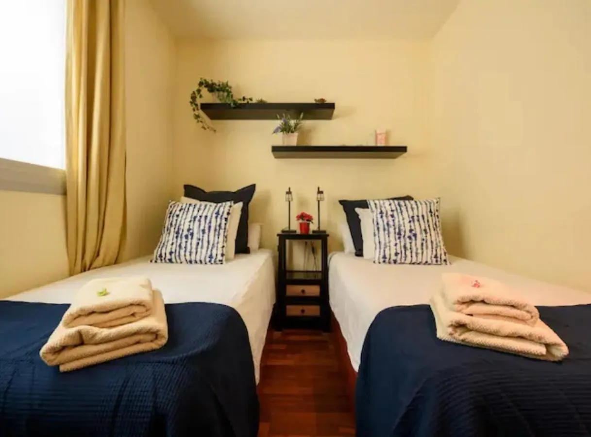 Ramblasrentals Stylish Bright 3Br New Catalan Flat 10M Ramblas - Parking - Wifi Барселона Испания
